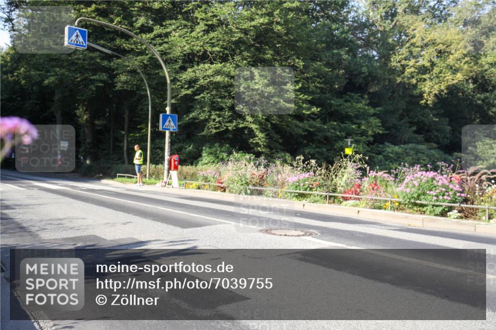 08.09.2024 - Stadtparktriathlon Zöllner http://msf.ph/oto/7039755 08.09.2024 09:31:09 Radfahren  meine-sportfotos.de