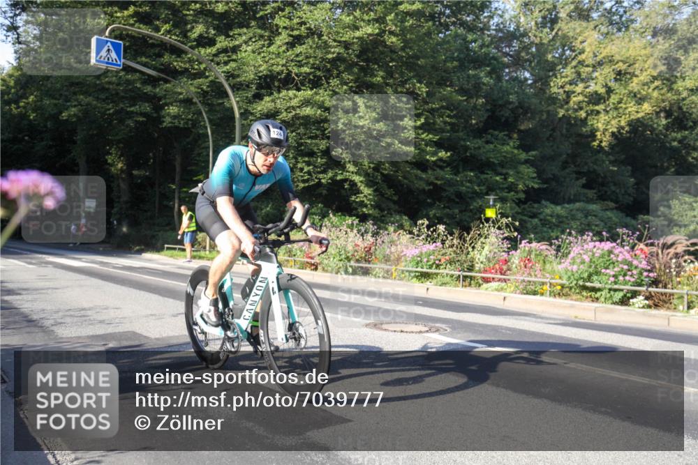 08.09.2024 - Stadtparktriathlon Zöllner http://msf.ph/oto/7039777 08.09.2024 09:32:07 Radfahren 124 meine-sportfotos.de
