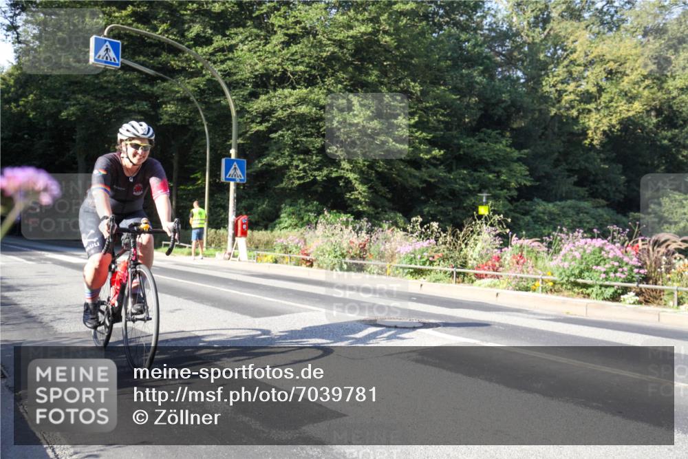 08.09.2024 - Stadtparktriathlon Zöllner http://msf.ph/oto/7039781 08.09.2024 09:32:17 Radfahren 95, 140 meine-sportfotos.de