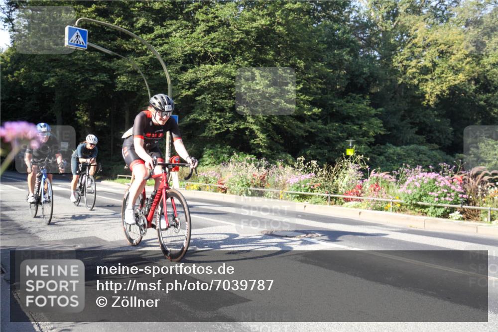 08.09.2024 - Stadtparktriathlon Zöllner http://msf.ph/oto/7039787 08.09.2024 09:32:52 Radfahren 155, 156, 173, 175 meine-sportfotos.de