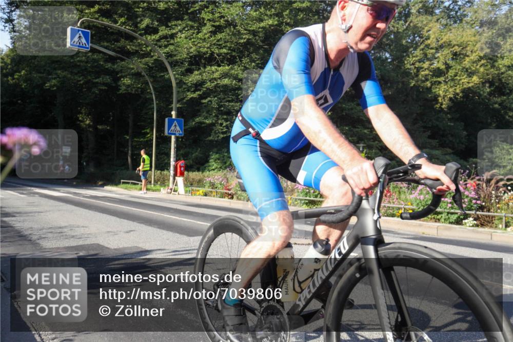 08.09.2024 - Stadtparktriathlon Zöllner http://msf.ph/oto/7039806 08.09.2024 09:33:05 Radfahren 101, 132, 176 meine-sportfotos.de