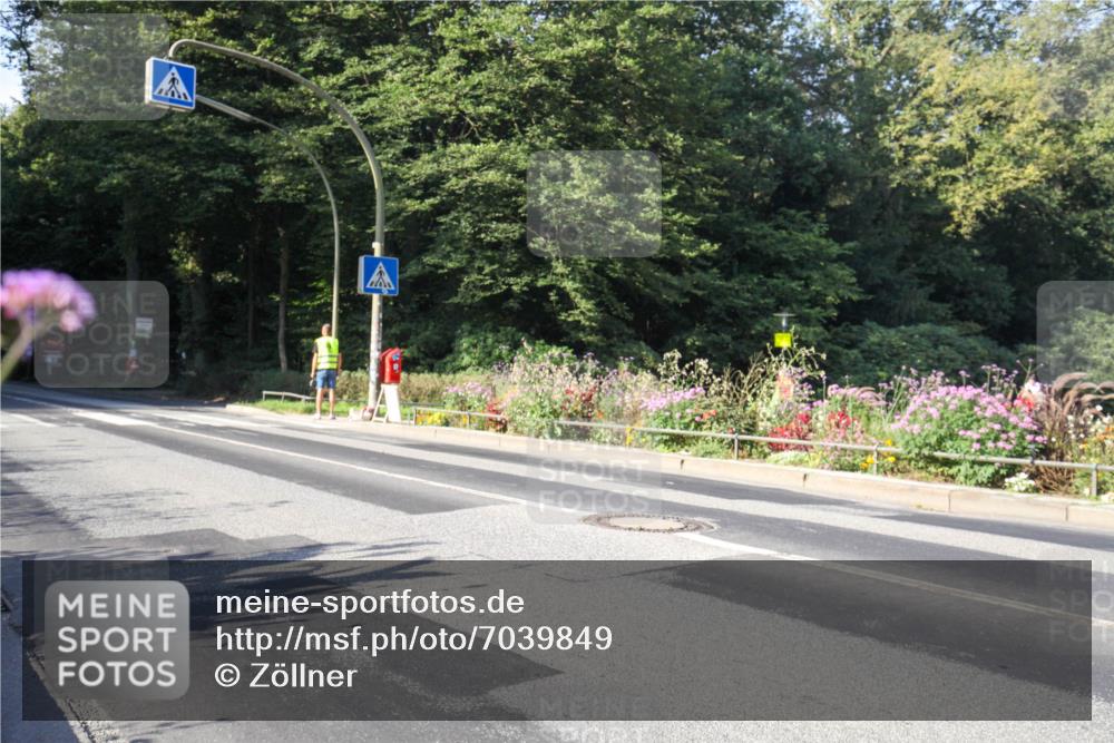 08.09.2024 - Stadtparktriathlon Zöllner http://msf.ph/oto/7039849 08.09.2024 09:35:09 Radfahren 168 meine-sportfotos.de