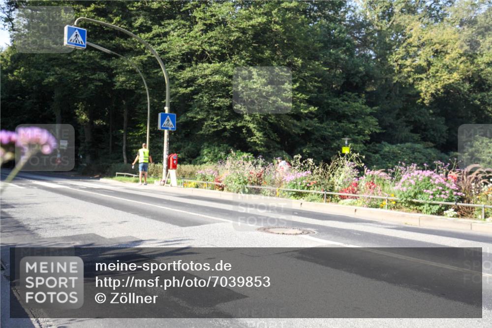 08.09.2024 - Stadtparktriathlon Zöllner http://msf.ph/oto/7039853 08.09.2024 09:35:13 Radfahren  meine-sportfotos.de