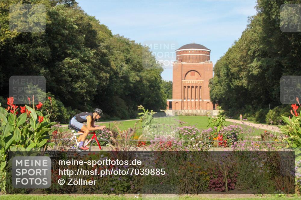08.09.2024 - Stadtparktriathlon Zöllner http://msf.ph/oto/7039885 08.09.2024 09:48:25 Radfahren 221 meine-sportfotos.de
