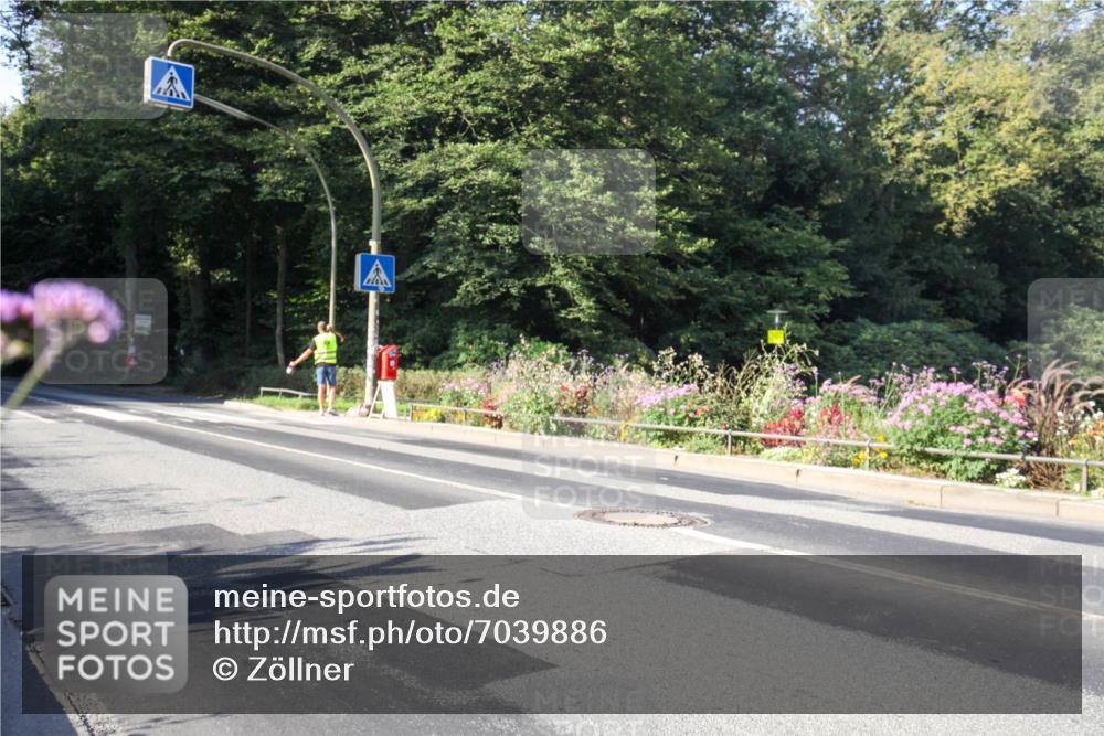 08.09.2024 - Stadtparktriathlon Zöllner http://msf.ph/oto/7039886 08.09.2024 09:36:39 Radfahren  meine-sportfotos.de