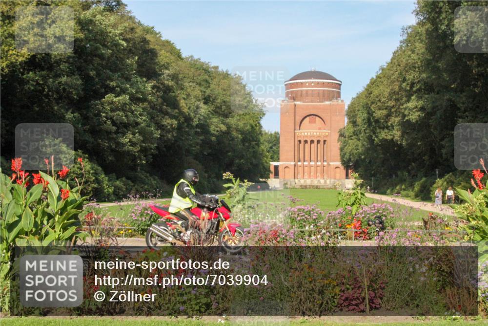 08.09.2024 - Stadtparktriathlon Zöllner http://msf.ph/oto/7039904 08.09.2024 09:49:29 Radfahren  meine-sportfotos.de