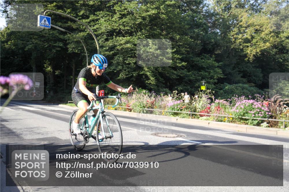 08.09.2024 - Stadtparktriathlon Zöllner http://msf.ph/oto/7039910 08.09.2024 09:38:20 Radfahren 164 meine-sportfotos.de