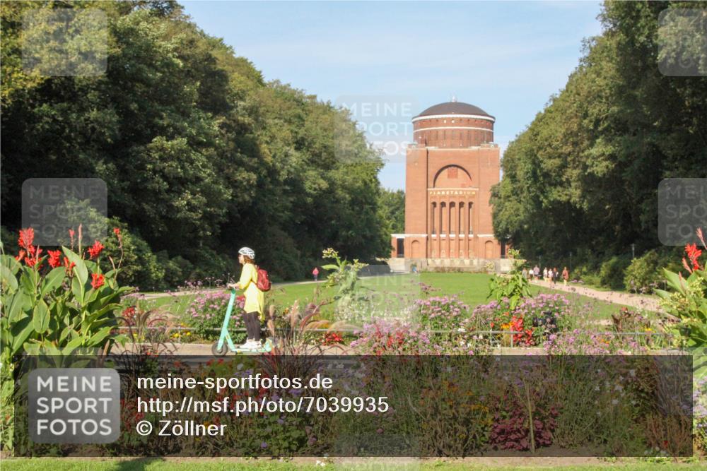 08.09.2024 - Stadtparktriathlon Zöllner http://msf.ph/oto/7039935 08.09.2024 09:50:28 Radfahren  meine-sportfotos.de