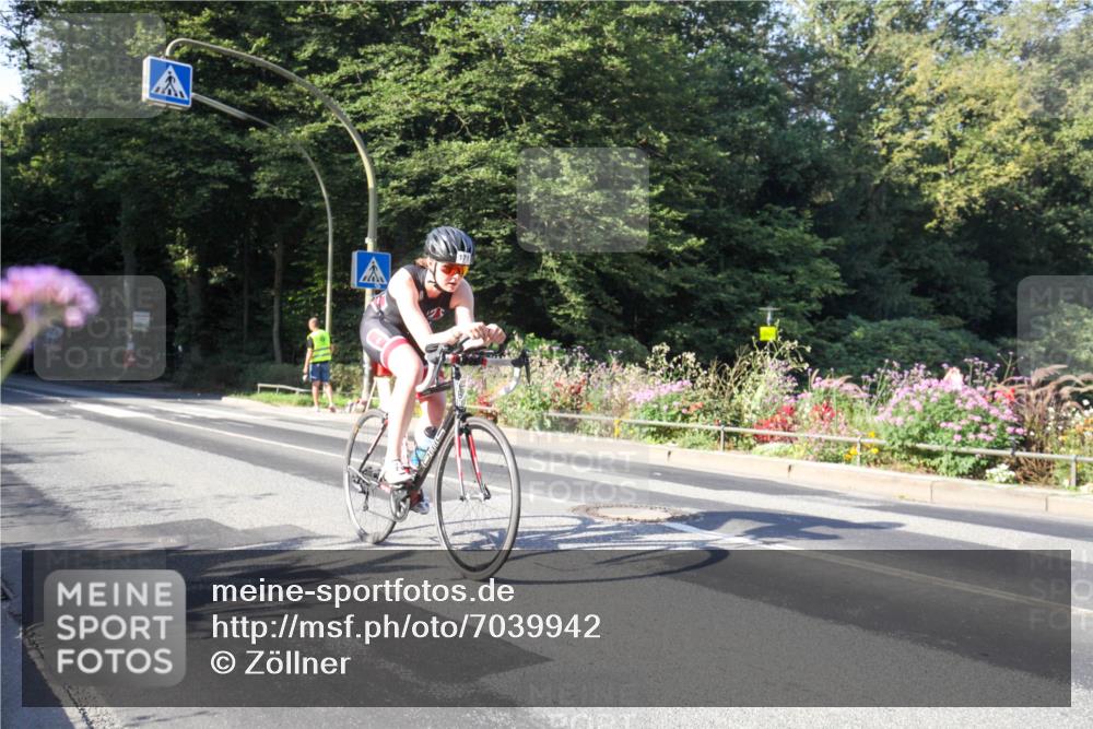 08.09.2024 - Stadtparktriathlon Zöllner http://msf.ph/oto/7039942 08.09.2024 09:40:05 Radfahren 171 meine-sportfotos.de