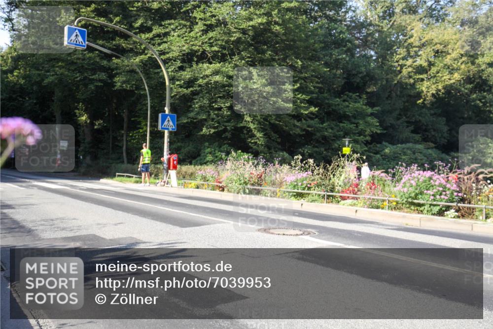 08.09.2024 - Stadtparktriathlon Zöllner http://msf.ph/oto/7039953 08.09.2024 09:40:38 Radfahren  meine-sportfotos.de