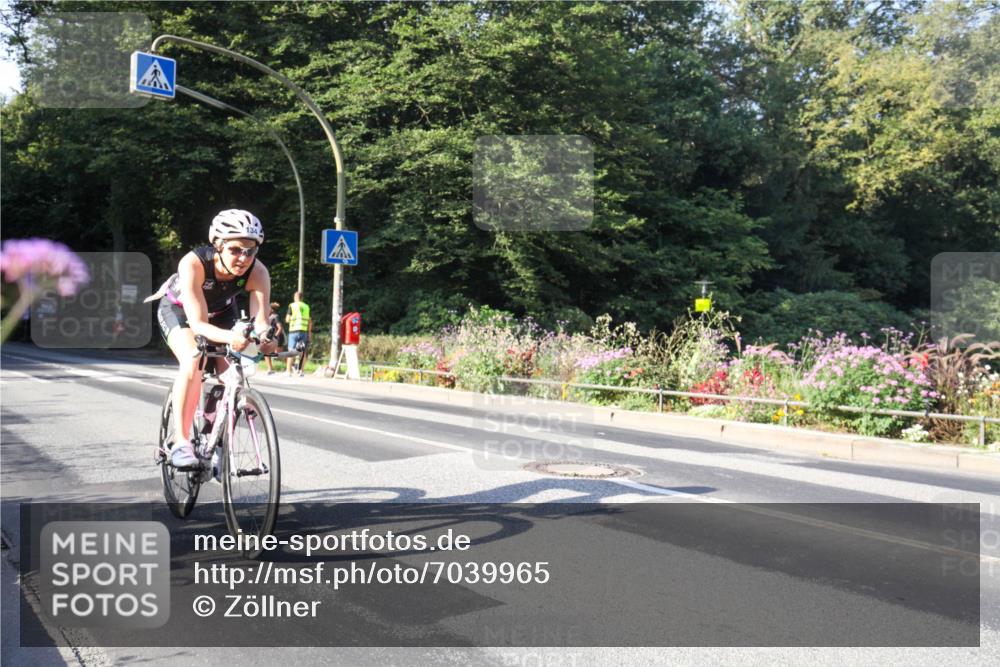 08.09.2024 - Stadtparktriathlon Zöllner http://msf.ph/oto/7039965 08.09.2024 09:41:17 Radfahren 134, 138, 145 meine-sportfotos.de
