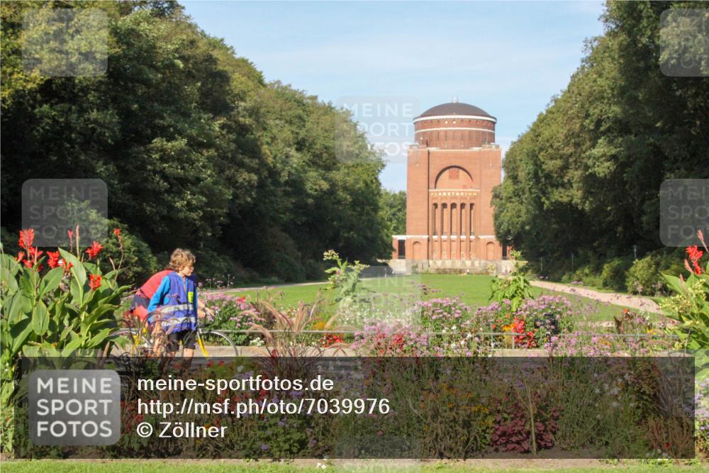 08.09.2024 - Stadtparktriathlon Zöllner http://msf.ph/oto/7039976 08.09.2024 09:52:07 Radfahren 207, 226, 259 meine-sportfotos.de