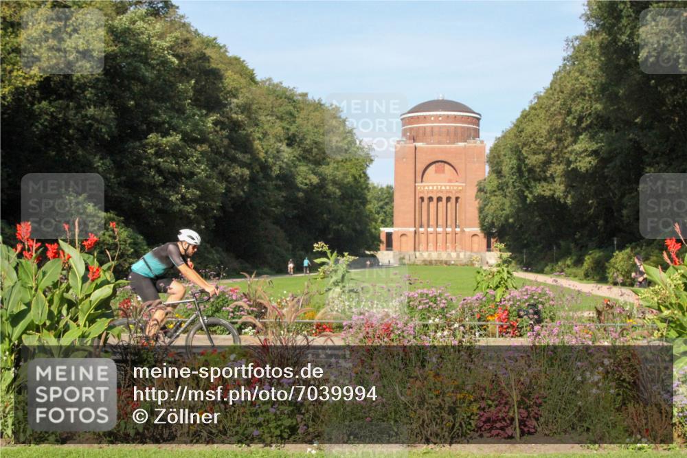 08.09.2024 - Stadtparktriathlon Zöllner http://msf.ph/oto/7039994 08.09.2024 09:52:38 Radfahren 241, 258, 262 meine-sportfotos.de