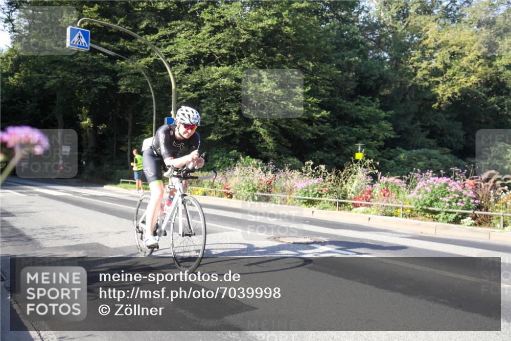 08.09.2024 - Stadtparktriathlon Zöllner http://msf.ph/oto/7039998 08.09.2024 09:43:03 Radfahren 166, 180 meine-sportfotos.de