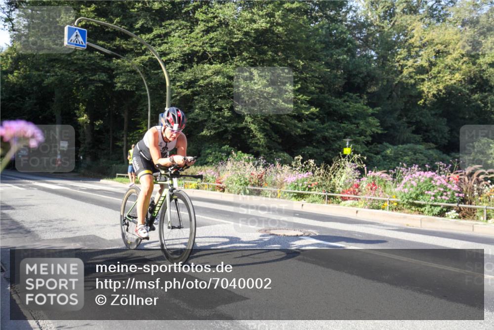 08.09.2024 - Stadtparktriathlon Zöllner http://msf.ph/oto/7040002 08.09.2024 09:43:06 Radfahren 161, 166 meine-sportfotos.de