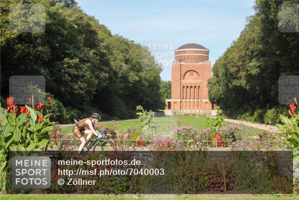08.09.2024 - Stadtparktriathlon Zöllner http://msf.ph/oto/7040003 08.09.2024 09:52:49 Radfahren 141, 213 meine-sportfotos.de