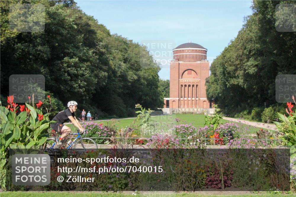 08.09.2024 - Stadtparktriathlon Zöllner http://msf.ph/oto/7040015 08.09.2024 09:53:14 Radfahren 245, 255 meine-sportfotos.de