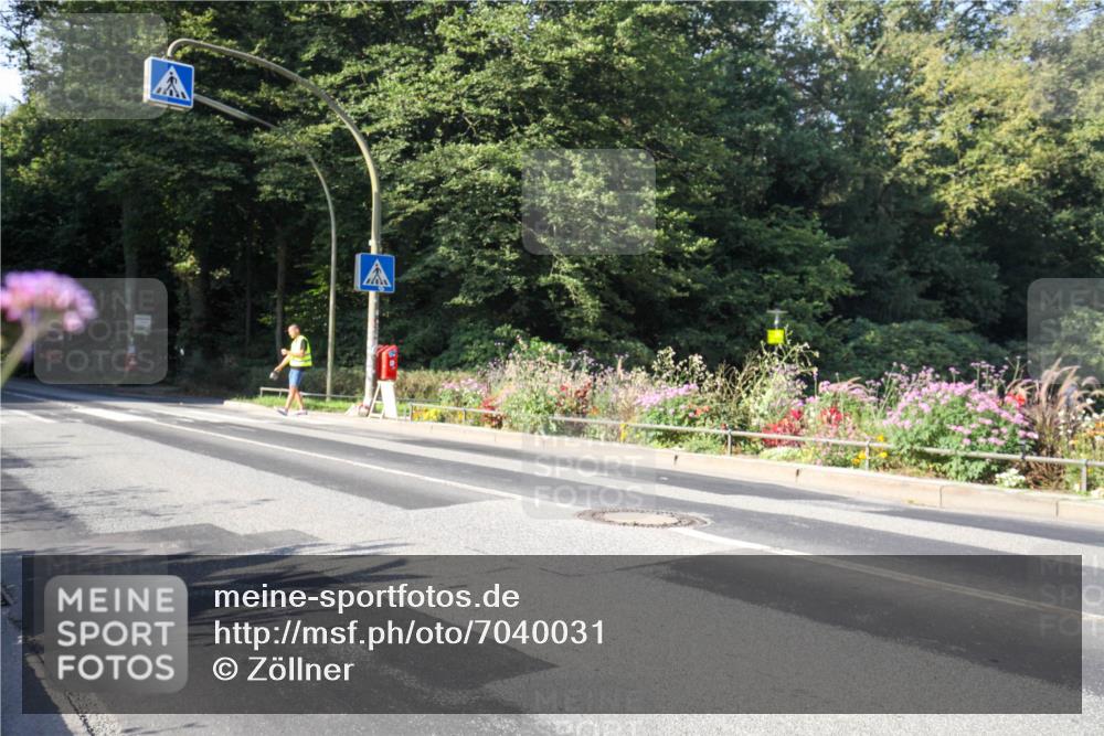 08.09.2024 - Stadtparktriathlon Zöllner http://msf.ph/oto/7040031 08.09.2024 09:44:10 Radfahren 52 meine-sportfotos.de
