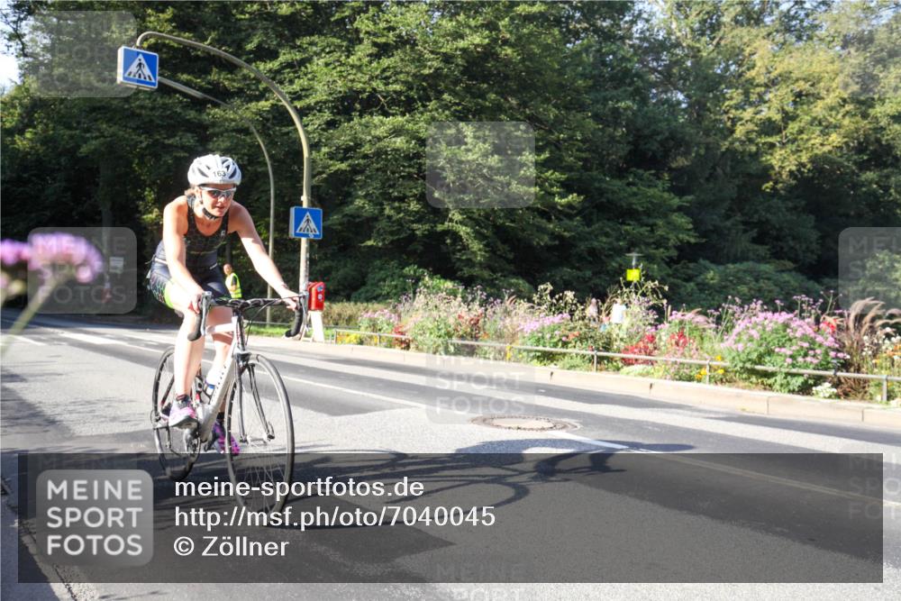 08.09.2024 - Stadtparktriathlon Zöllner http://msf.ph/oto/7040045 08.09.2024 09:44:40 Radfahren 163 meine-sportfotos.de