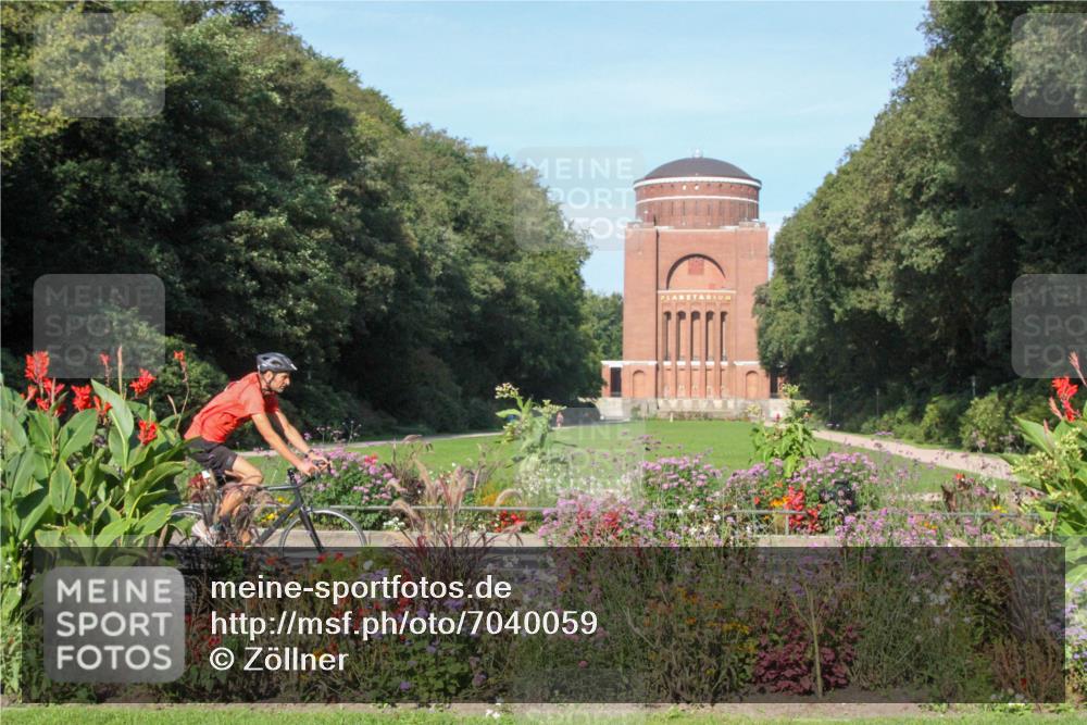 08.09.2024 - Stadtparktriathlon Zöllner http://msf.ph/oto/7040059 08.09.2024 09:54:29 Radfahren 192, 195, 206, 228, 238, 244 meine-sportfotos.de