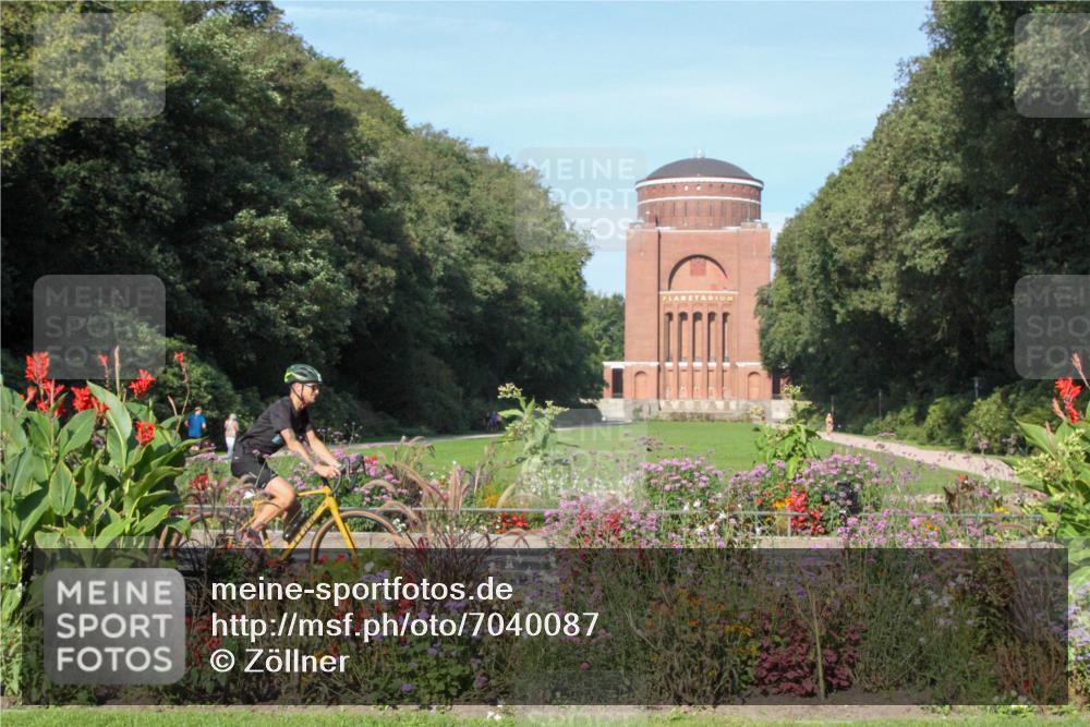 08.09.2024 - Stadtparktriathlon Zöllner http://msf.ph/oto/7040087 08.09.2024 09:56:02 Radfahren 227 meine-sportfotos.de