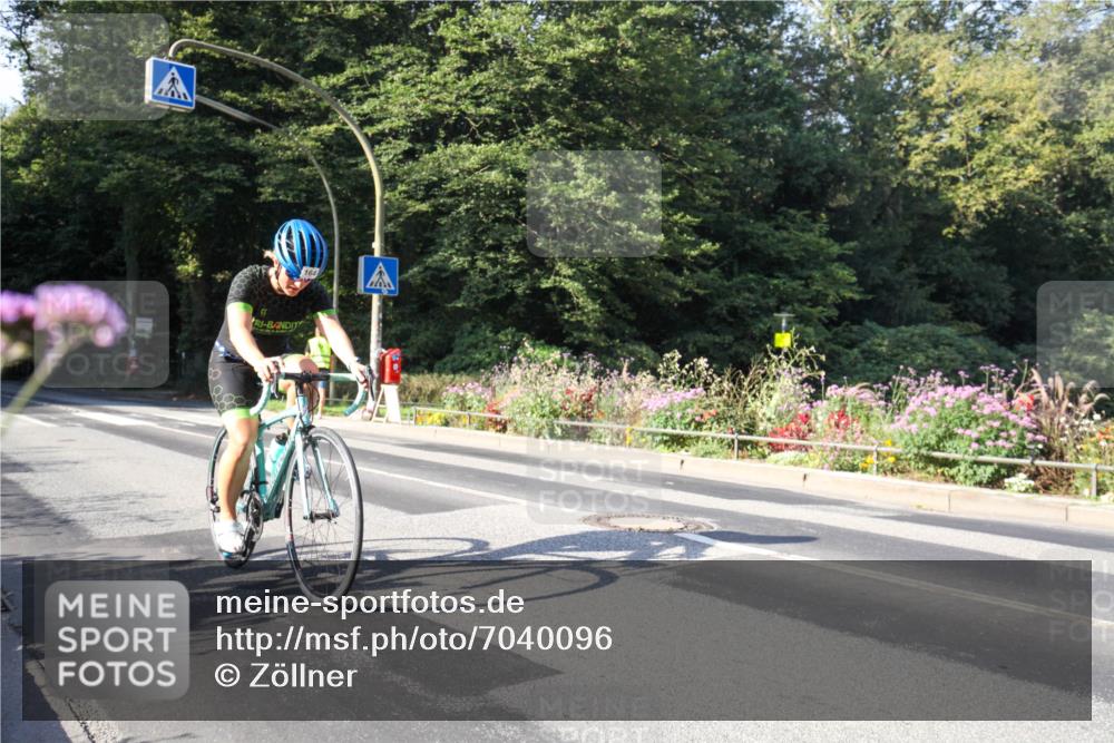 08.09.2024 - Stadtparktriathlon Zöllner http://msf.ph/oto/7040096 08.09.2024 09:46:45 Radfahren 164 meine-sportfotos.de