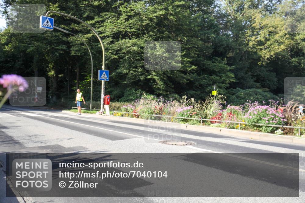 08.09.2024 - Stadtparktriathlon Zöllner http://msf.ph/oto/7040104 08.09.2024 09:47:00 Radfahren  meine-sportfotos.de