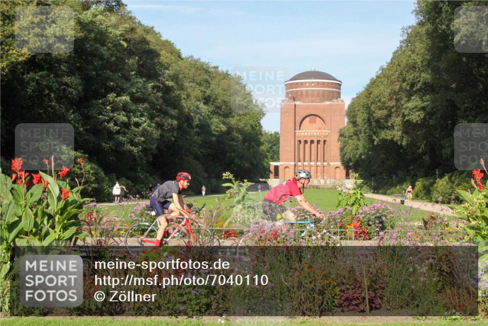 08.09.2024 - Stadtparktriathlon Zöllner http://msf.ph/oto/7040110 08.09.2024 09:56:57 Radfahren 184, 201, 253 meine-sportfotos.de