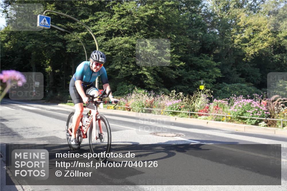 08.09.2024 - Stadtparktriathlon Zöllner http://msf.ph/oto/7040126 08.09.2024 09:48:05 Radfahren 178 meine-sportfotos.de