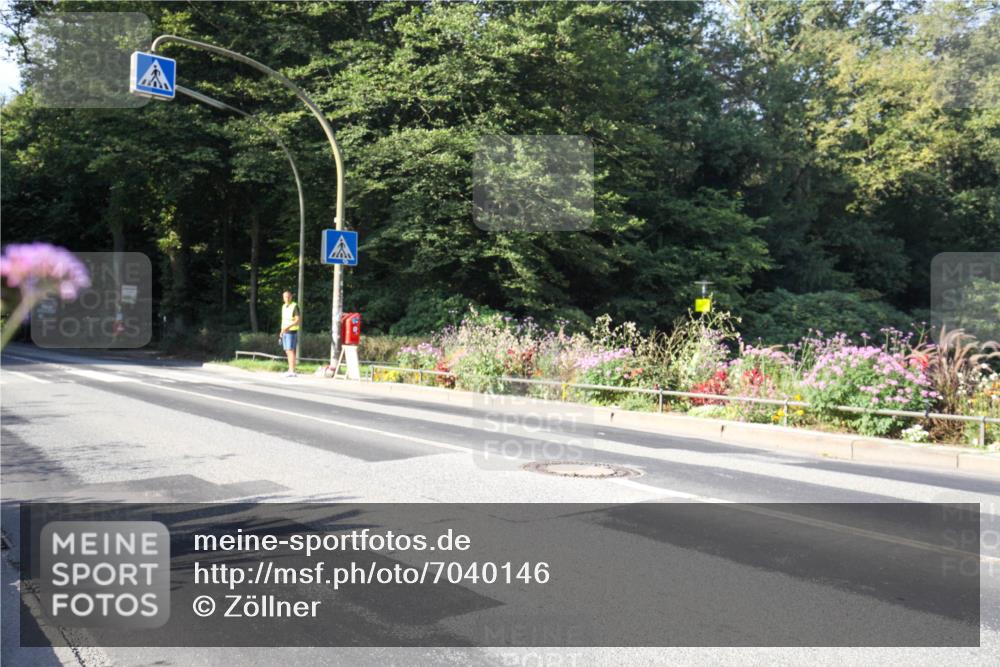 08.09.2024 - Stadtparktriathlon Zöllner http://msf.ph/oto/7040146 08.09.2024 09:48:41 Radfahren  meine-sportfotos.de