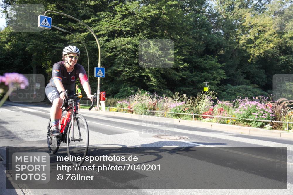 08.09.2024 - Stadtparktriathlon Zöllner http://msf.ph/oto/7040201 08.09.2024 09:51:08 Radfahren 95 meine-sportfotos.de
