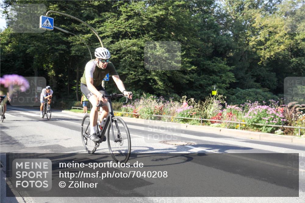 08.09.2024 - Stadtparktriathlon Zöllner http://msf.ph/oto/7040208 08.09.2024 09:51:46 Radfahren 193, 199, 200, 243 meine-sportfotos.de