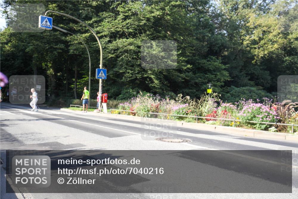 08.09.2024 - Stadtparktriathlon Zöllner http://msf.ph/oto/7040216 08.09.2024 09:51:57 Radfahren 204 meine-sportfotos.de