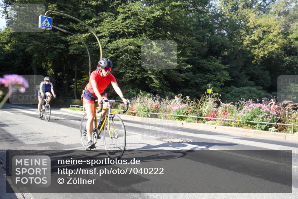 08.09.2024 - Stadtparktriathlon Zöllner http://msf.ph/oto/7040222 08.09.2024 09:52:07 Radfahren 207, 226, 259 meine-sportfotos.de