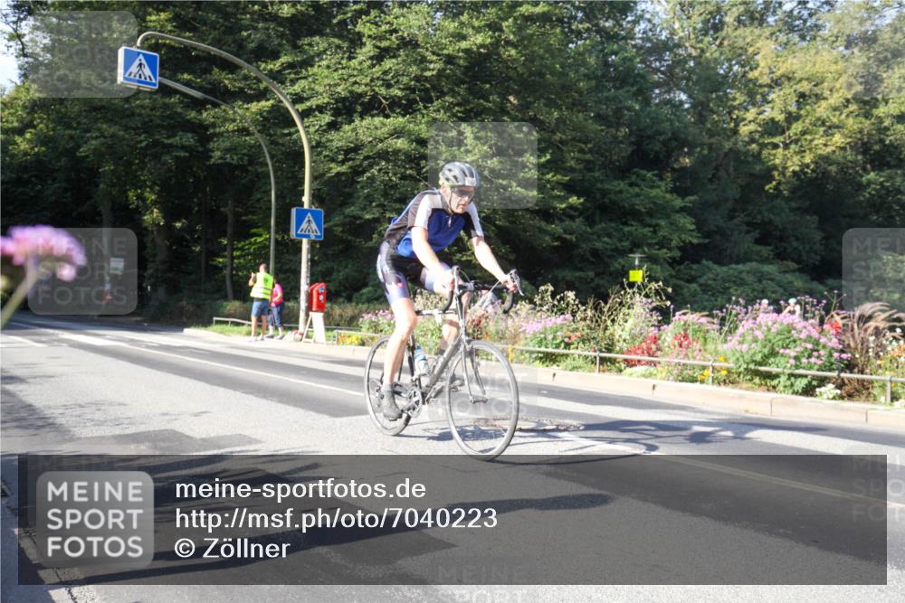 08.09.2024 - Stadtparktriathlon Zöllner http://msf.ph/oto/7040223 08.09.2024 09:52:07 Radfahren 207, 226, 259 meine-sportfotos.de