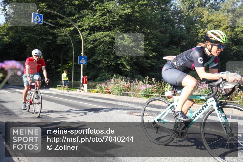 08.09.2024 - Stadtparktriathlon Zöllner http://msf.ph/oto/7040244 08.09.2024 09:52:42 Radfahren 220, 262 meine-sportfotos.de