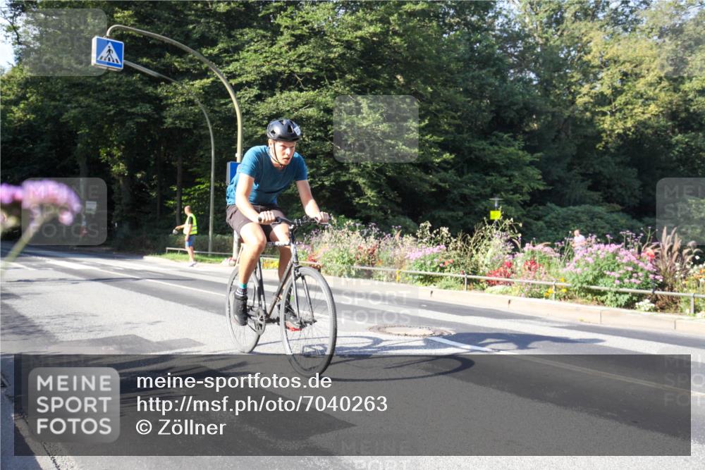 08.09.2024 - Stadtparktriathlon Zöllner http://msf.ph/oto/7040263 08.09.2024 09:53:27 Radfahren 196, 212, 222, 225 meine-sportfotos.de