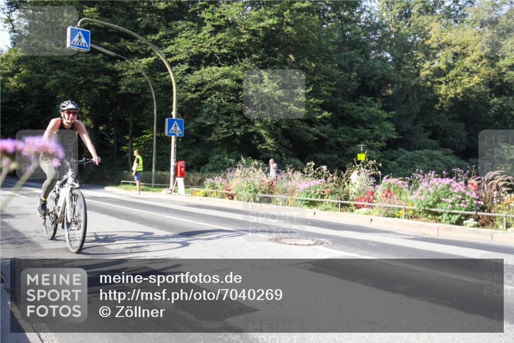 08.09.2024 - Stadtparktriathlon Zöllner http://msf.ph/oto/7040269 08.09.2024 09:53:32 Radfahren 190, 196, 225 meine-sportfotos.de