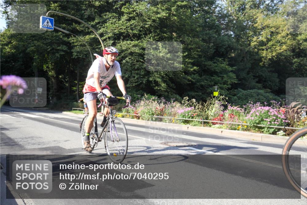 08.09.2024 - Stadtparktriathlon Zöllner http://msf.ph/oto/7040295 08.09.2024 09:54:25 Radfahren 186, 192, 206, 238, 244 meine-sportfotos.de