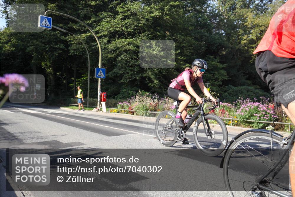 08.09.2024 - Stadtparktriathlon Zöllner http://msf.ph/oto/7040302 08.09.2024 09:54:29 Radfahren 192, 195, 206, 228, 238, 244 meine-sportfotos.de