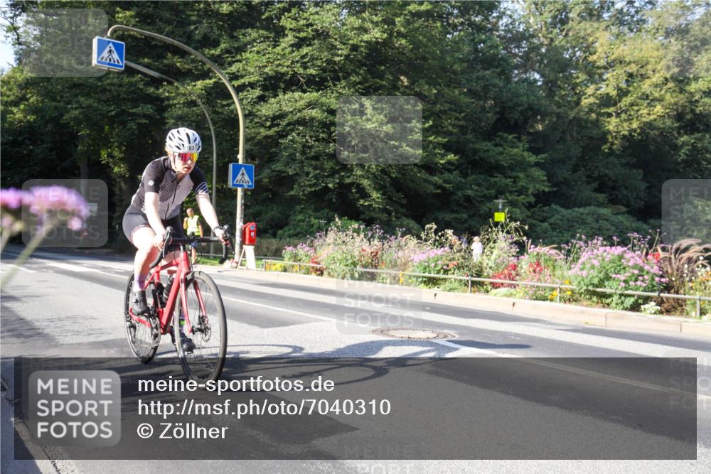 08.09.2024 - Stadtparktriathlon Zöllner http://msf.ph/oto/7040310 08.09.2024 09:54:48 Radfahren 183, 247 meine-sportfotos.de