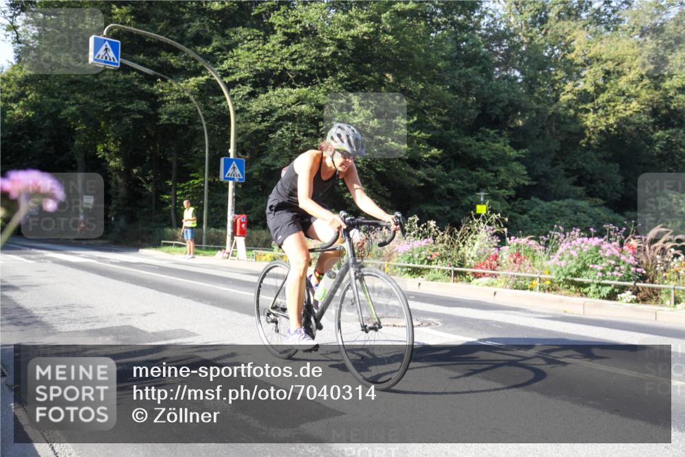 08.09.2024 - Stadtparktriathlon Zöllner http://msf.ph/oto/7040314 08.09.2024 09:55:10 Radfahren 248 meine-sportfotos.de