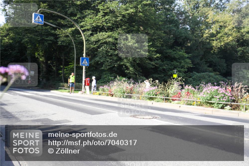 08.09.2024 - Stadtparktriathlon Zöllner http://msf.ph/oto/7040317 08.09.2024 09:55:26 Radfahren  meine-sportfotos.de