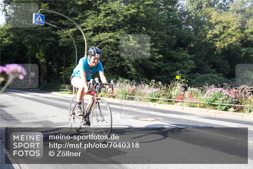 08.09.2024 - Stadtparktriathlon Zöllner http://msf.ph/oto/7040318 08.09.2024 09:55:43 Radfahren 242 meine-sportfotos.de