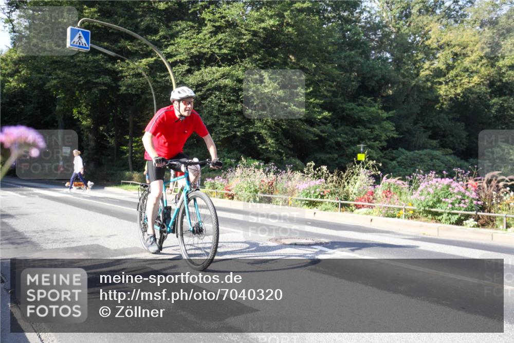 08.09.2024 - Stadtparktriathlon Zöllner http://msf.ph/oto/7040320 08.09.2024 09:55:47 Radfahren 191 meine-sportfotos.de