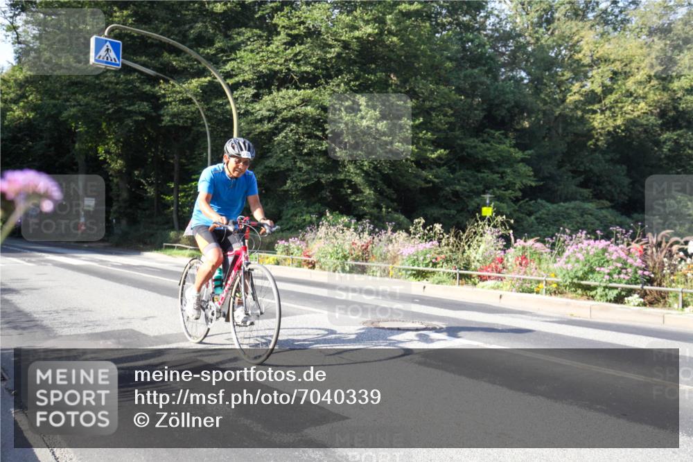 08.09.2024 - Stadtparktriathlon Zöllner http://msf.ph/oto/7040339 08.09.2024 09:56:47 Radfahren 223 meine-sportfotos.de
