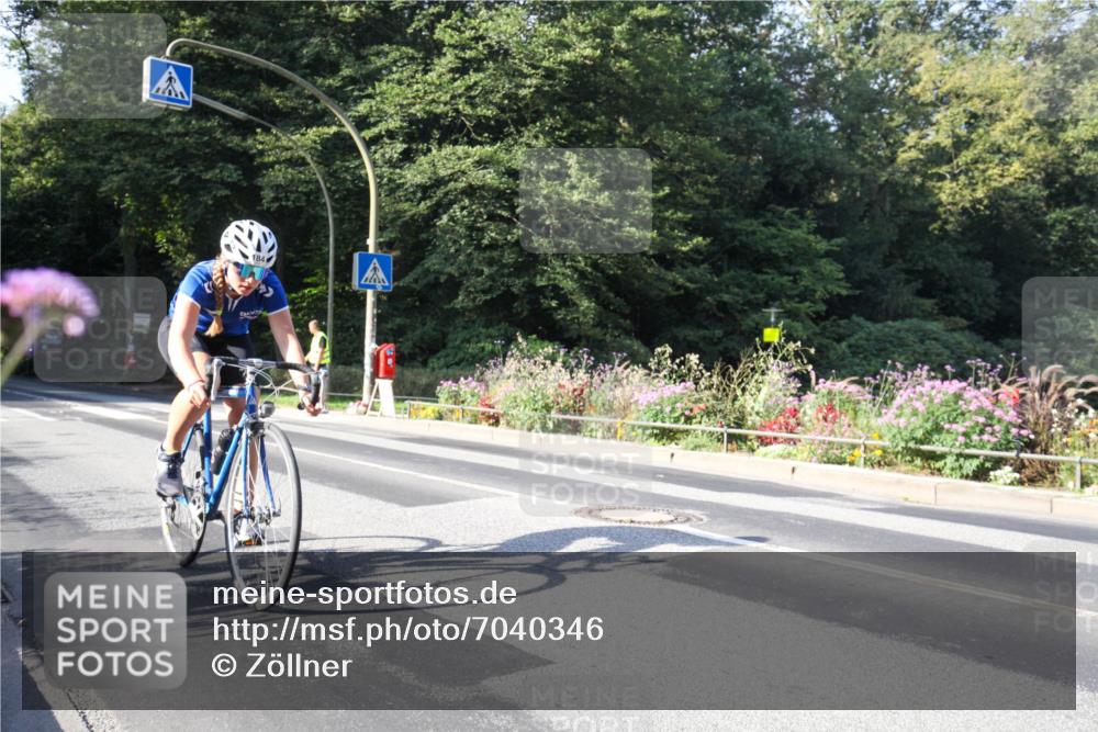 08.09.2024 - Stadtparktriathlon Zöllner http://msf.ph/oto/7040346 08.09.2024 09:57:00 Radfahren 184, 201, 253 meine-sportfotos.de