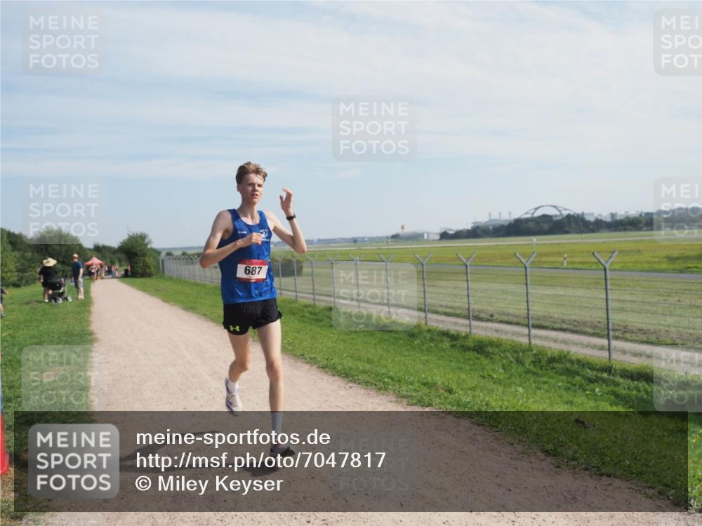 08.09.2024 - Airport Race Miley Keyser http://msf.ph/oto/7047817 08.09.2024 11:53:51 Laufen 687 meine-sportfotos.de