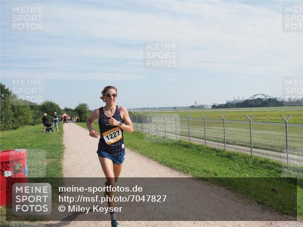 08.09.2024 - Airport Race Miley Keyser http://msf.ph/oto/7047827 08.09.2024 11:54:04 Laufen 1227 meine-sportfotos.de