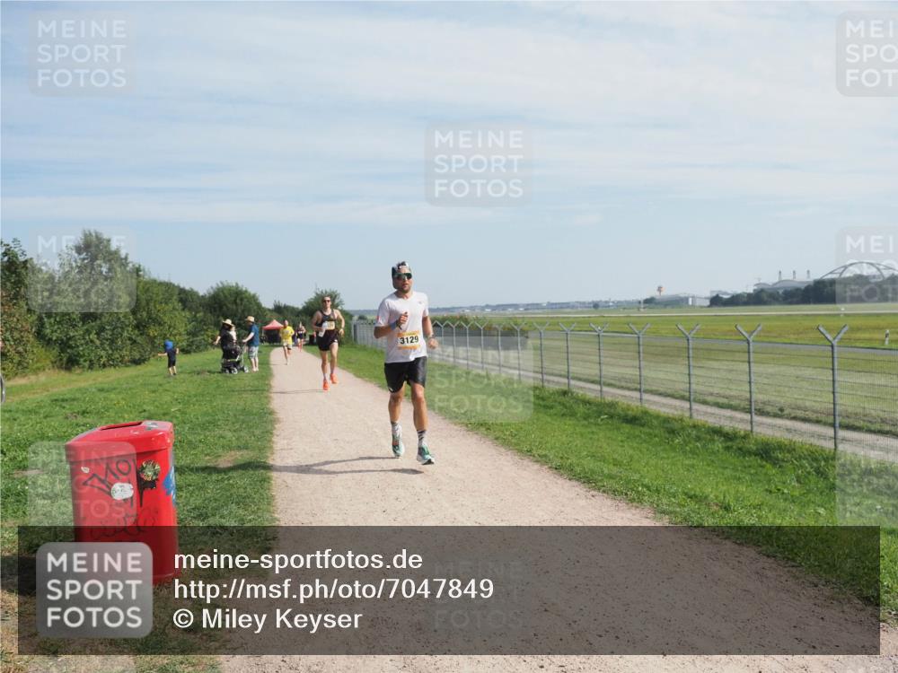 08.09.2024 - Airport Race Miley Keyser http://msf.ph/oto/7047849 08.09.2024 11:54:25 Laufen 3129 meine-sportfotos.de